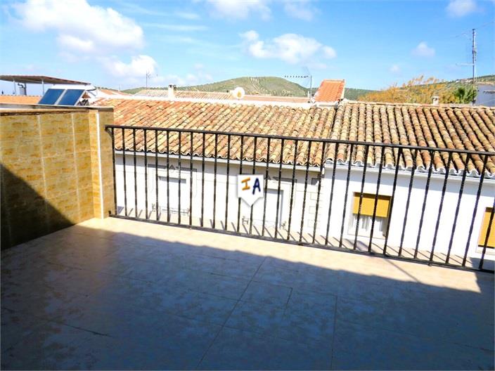 Image No.13-4 Bed House for sale