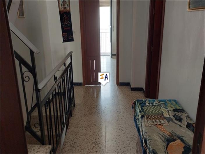 Image No.12-8 Bed House for sale