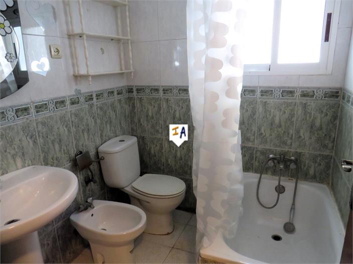 Image No.9-3 Bed Property for sale