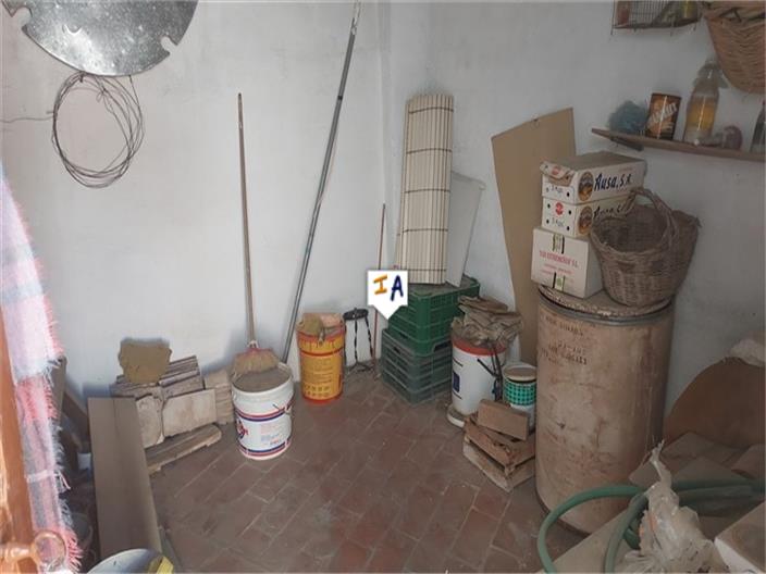 Image No.16-5 Bed House for sale