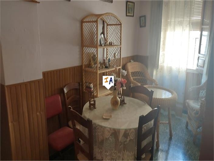 Image No.6-5 Bed House for sale