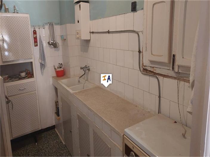 Image No.7-5 Bed House for sale