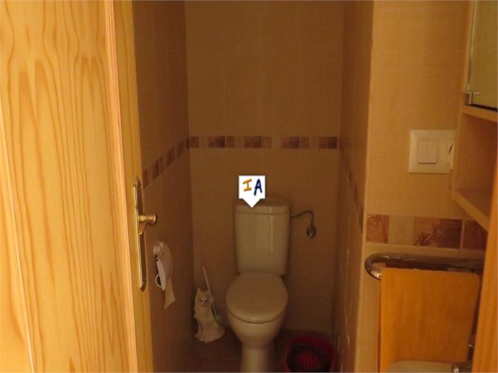 Image No.16-3 Bed House for sale