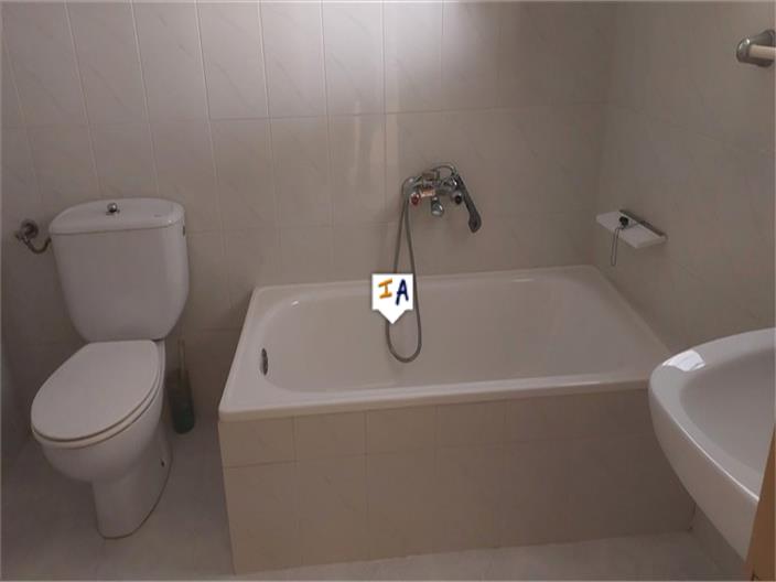 Image No.10-Maison de 5 chambres à vendre à Castillo de Locubín