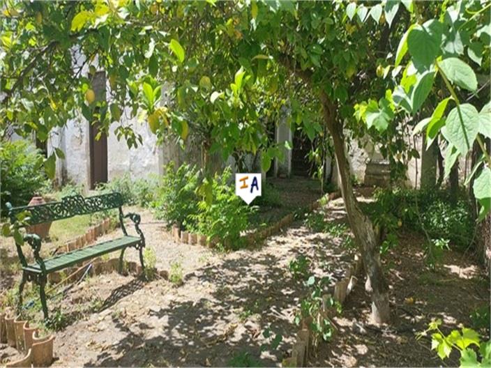 Image No.16-7 Bed House for sale