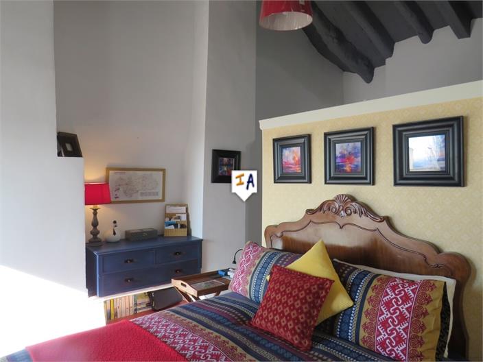 Image No.14-2 Bed House for sale