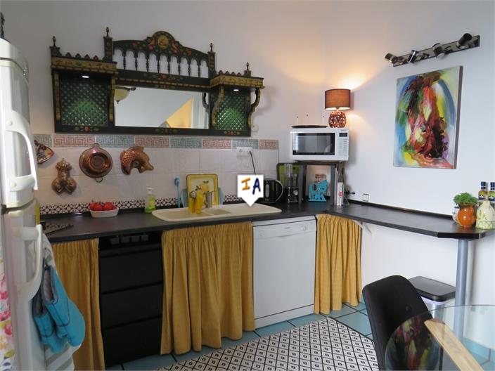 Image No.3-2 Bed House for sale