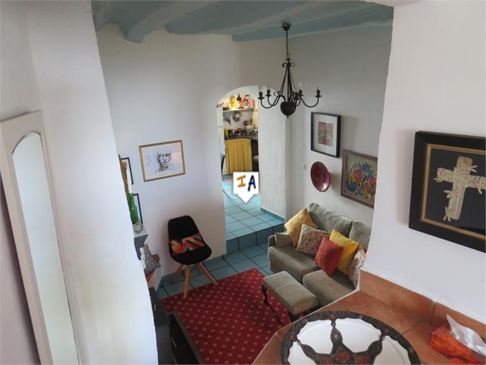 Image No.8-2 Bed House for sale