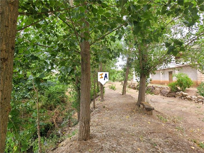 Image No.9-5 Bed Farmhouse for sale