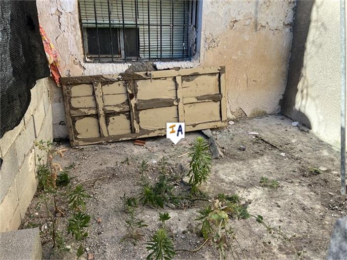 Image No.11-5 Bed House for sale