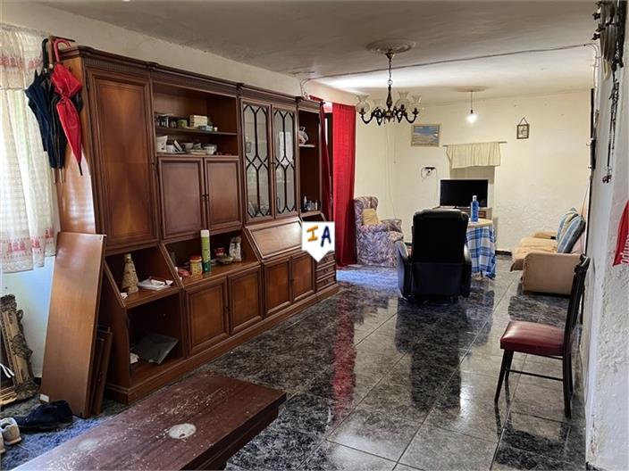 Image No.10-5 Bed House for sale