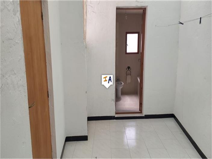 Image No.14-5 Bed House for sale