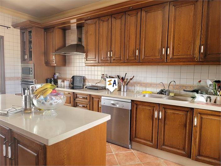 Image No.8-5 Bed Villa for sale