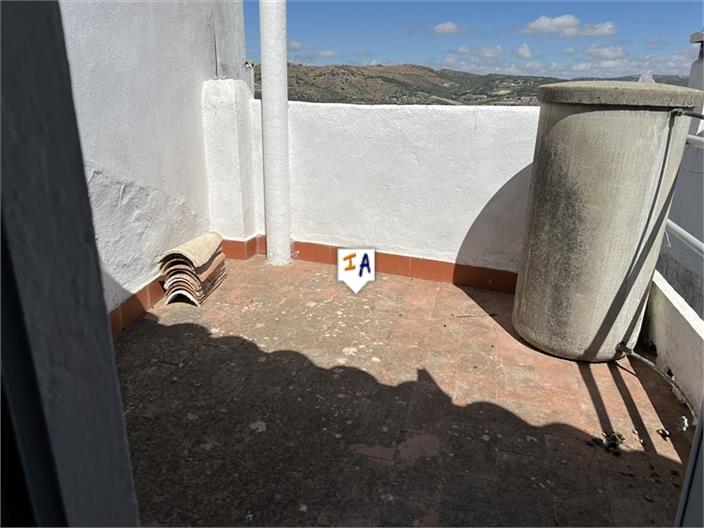 Image No.4-4 Bed House for sale