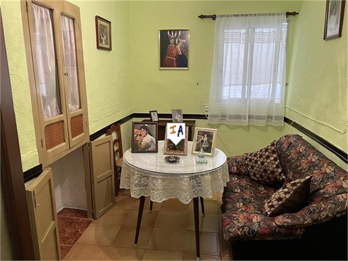 Image No.17-4 Bed House for sale