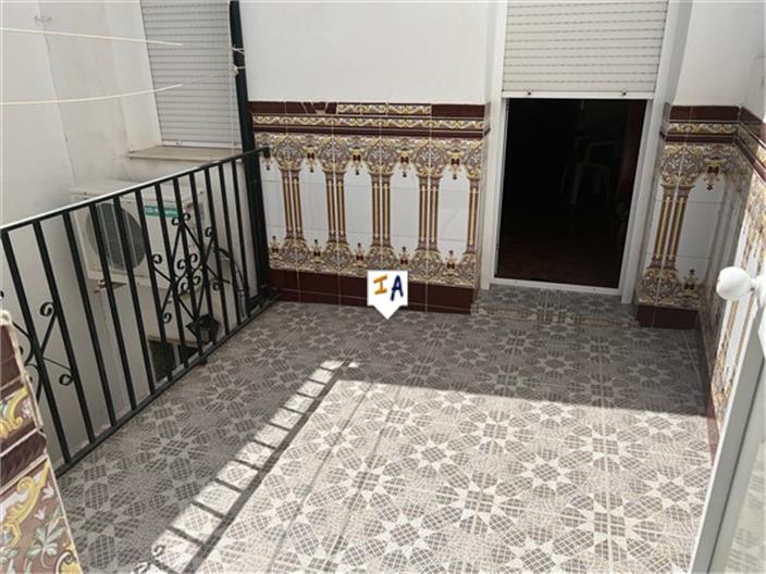 Image No.9-3 Bed House for sale