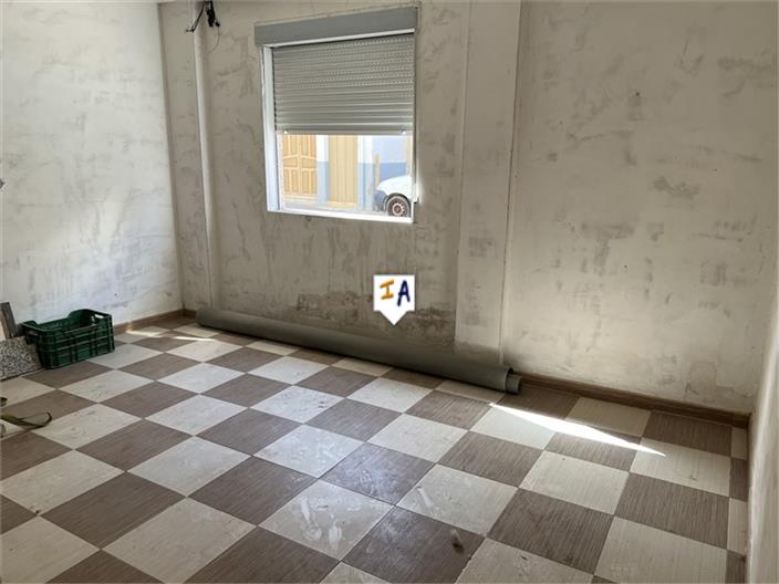 Image No.14-3 Bed House for sale