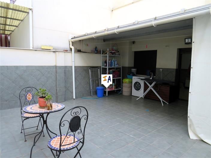 Image No.7-3 Bed House for sale