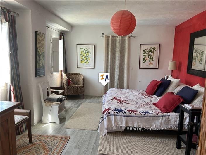 Image No.13-5 Bed Farmhouse for sale