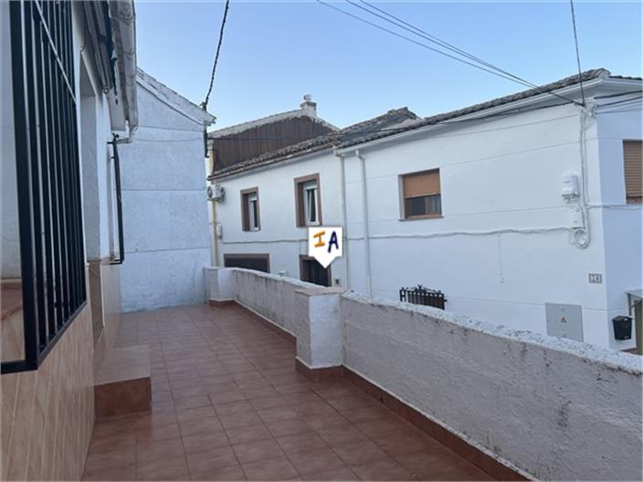 Image No.15-3 Bed House for sale