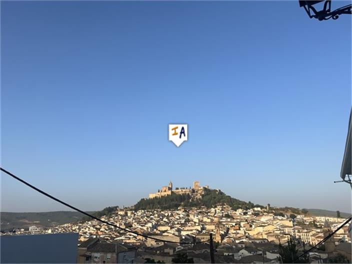 Image No.17-3 Bed House for sale