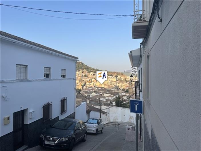 Image No.8-3 Bed House for sale