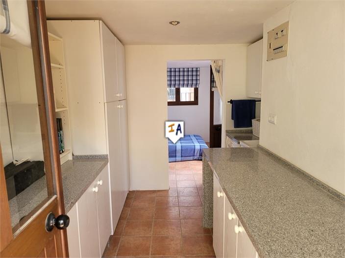 Image No.12-4 Bed Villa for sale