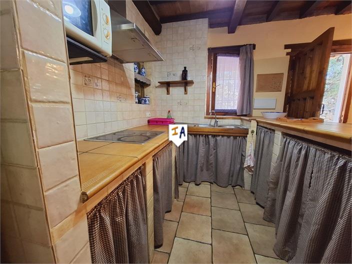 Image No.3-4 Bed House for sale