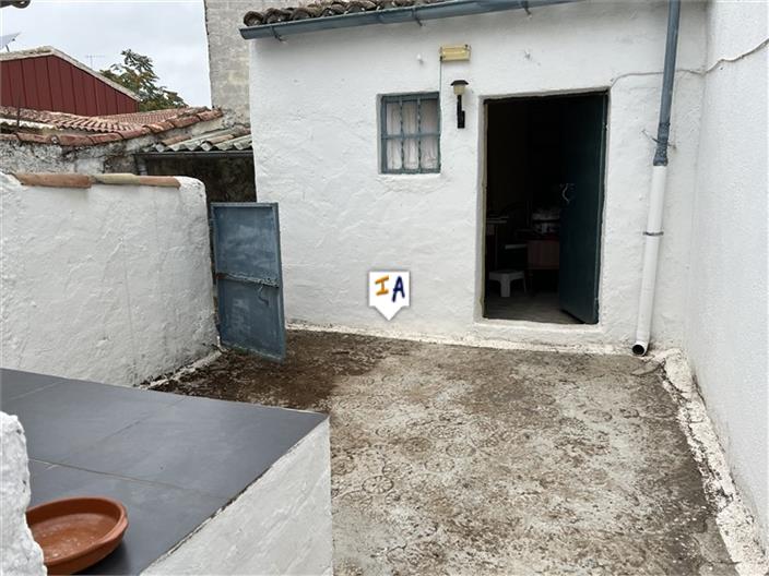 Image No.13-3 Bed House for sale