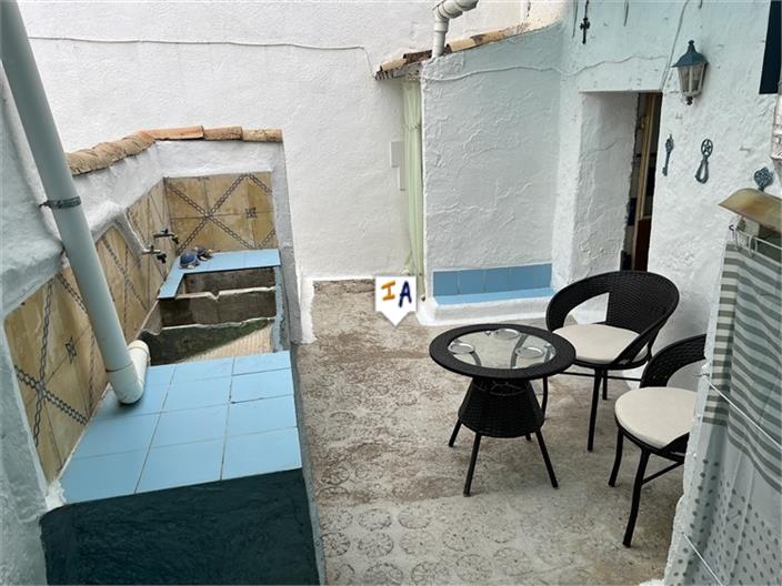 Image No.4-3 Bed House for sale