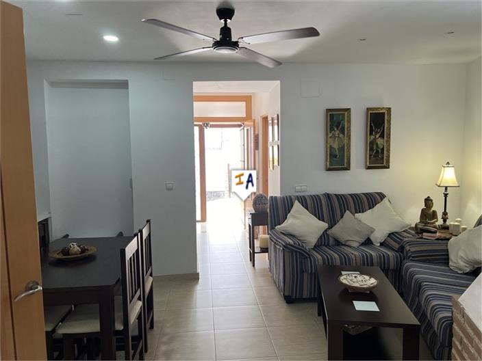 Image No.4-3 Bed House for sale