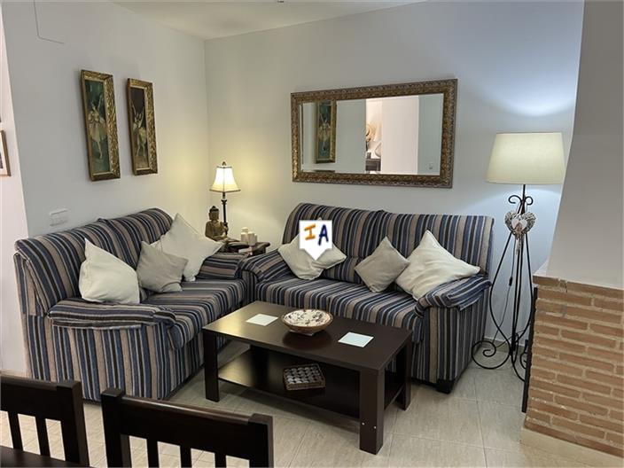 Image No.10-3 Bed House for sale