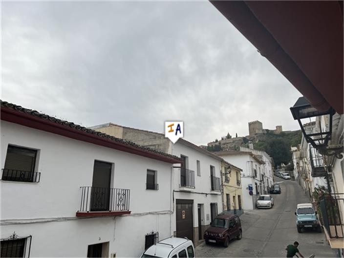 Image No.15-3 Bed House for sale