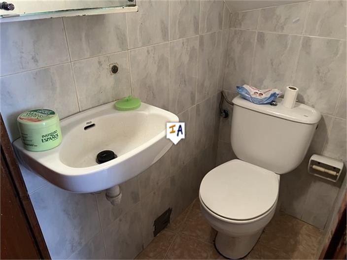 Image No.15-5 Bed House for sale