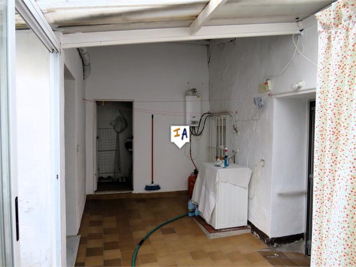 Image No.13-4 Bed House for sale