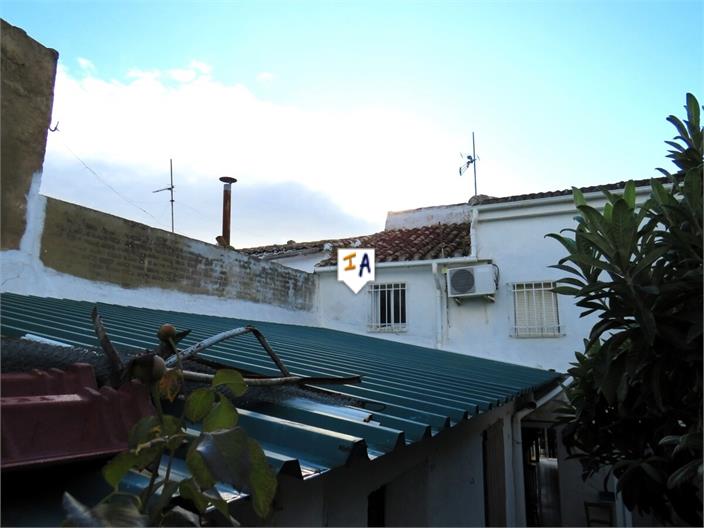 Image No.14-4 Bed House for sale