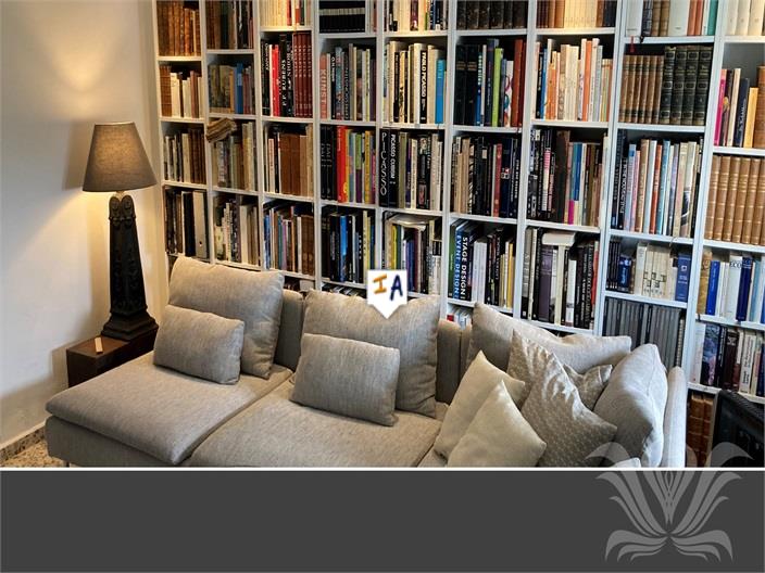 Image No.5-2 Bed House for sale