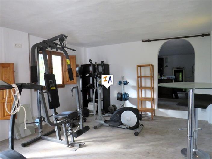 Image No.4-5 Bed Farmhouse for sale