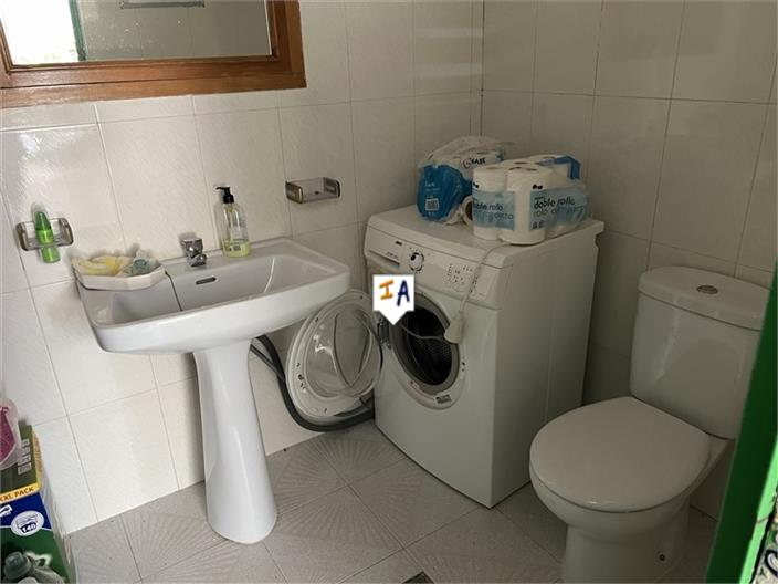 Image No.13-3 Bed House for sale