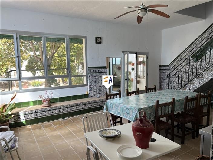 Image No.8-3 Bed House for sale