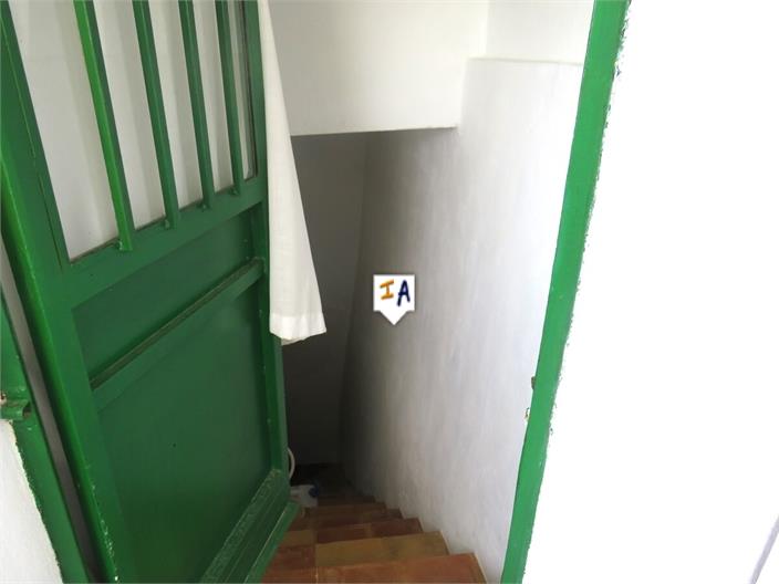 Image No.12-1 Bed House for sale