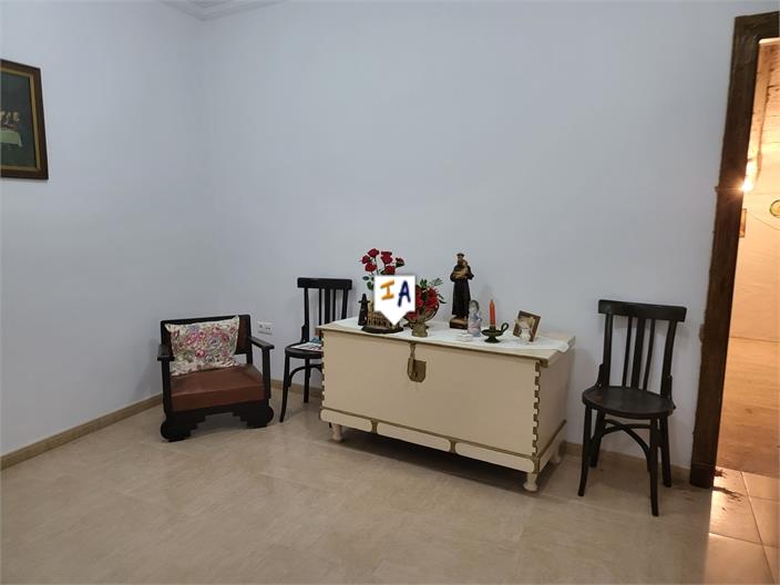 Image No.10-4 Bed House for sale