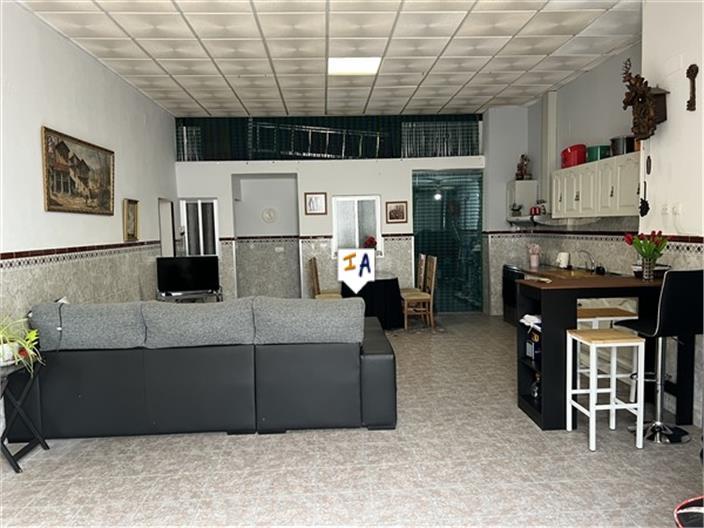 Image No.12-5 Bed House for sale