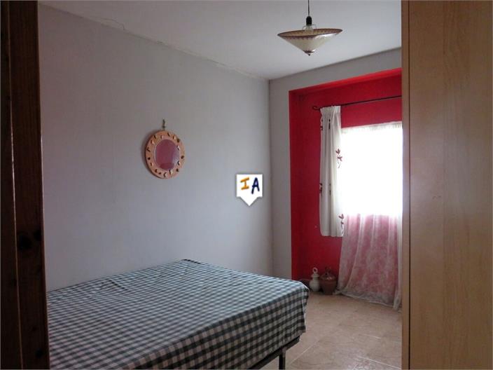 Image No.14-3 Bed House for sale