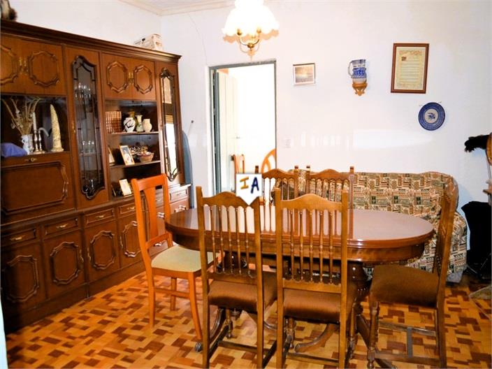 Image No.11-9 Bed House for sale