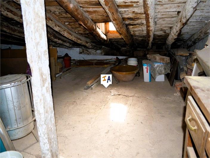 Image No.14-9 Bed House for sale