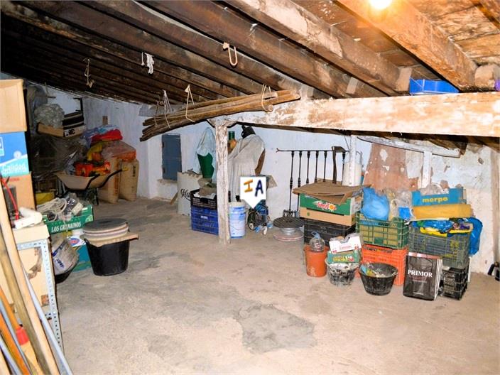 Image No.16-9 Bed House for sale