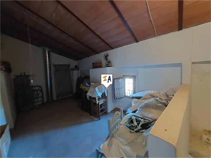 Image No.12-5 Bed Farmhouse for sale