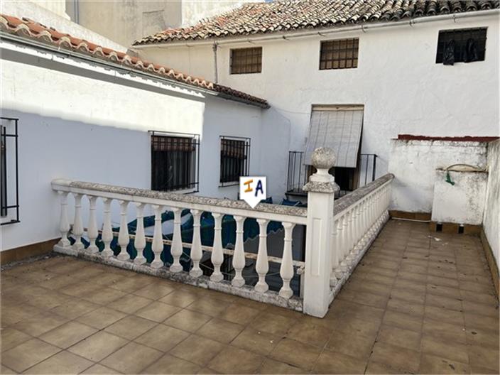 Image No.17-5 Bed House for sale