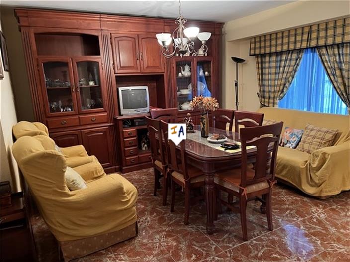 Image No.12-3 Bed House for sale